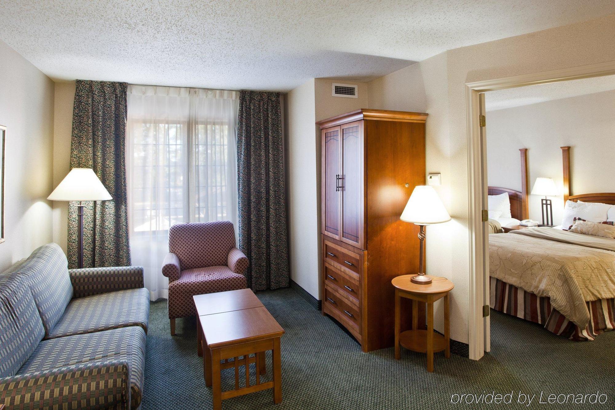 Staybridge Suites Detroit-Utica By Ihg Екстериор снимка