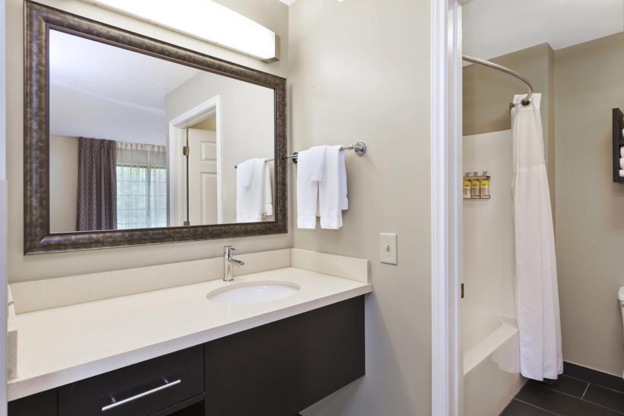 Staybridge Suites Detroit-Utica By Ihg Екстериор снимка